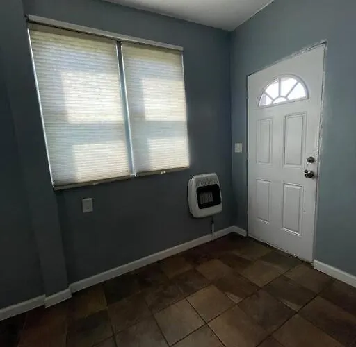Fully Furnished 2br Near Oak Park I Utilities Included I Car Available Chicago