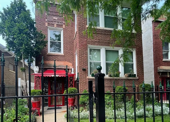 Fully Furnished 2br Near Oak Park I Utilities Included I Car Available * Chicago